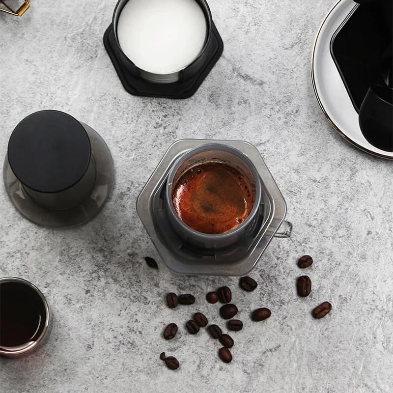 Φορητή καφετιέρα French Press